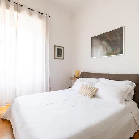 Domus Giulia Roma